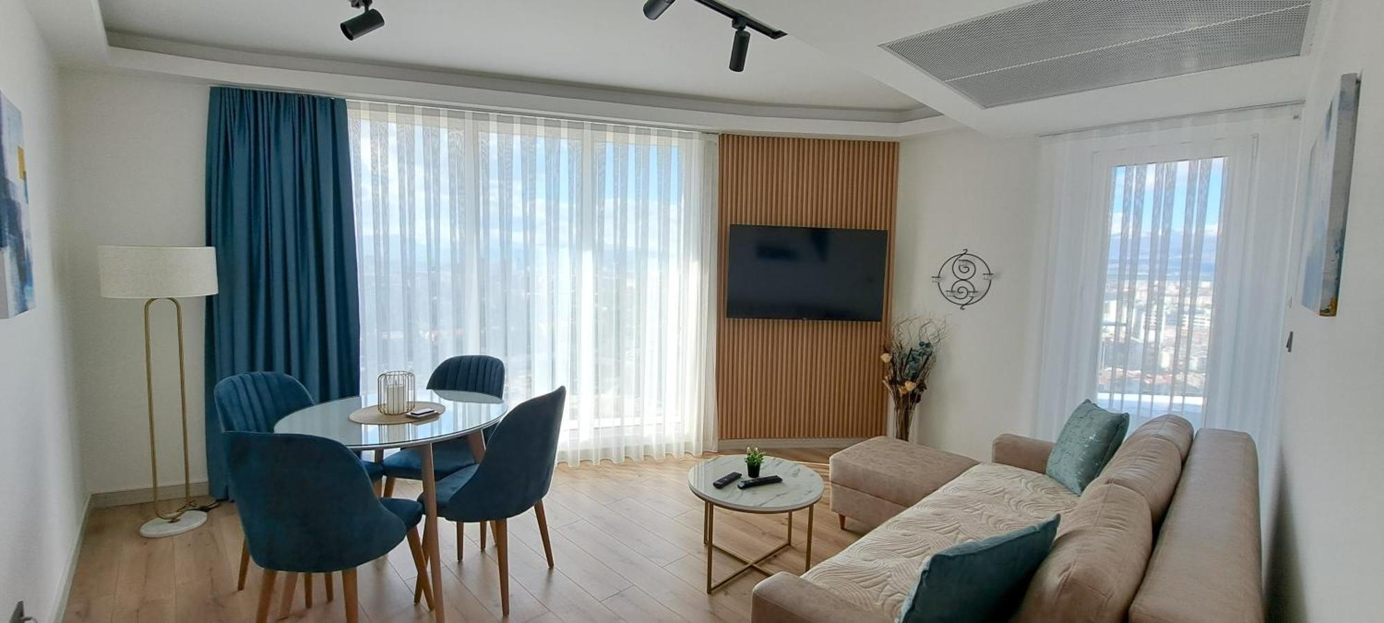 Luxury Condo On 18Th Floor With Pool, Fitness, Parking Included. Skopje Exterior photo