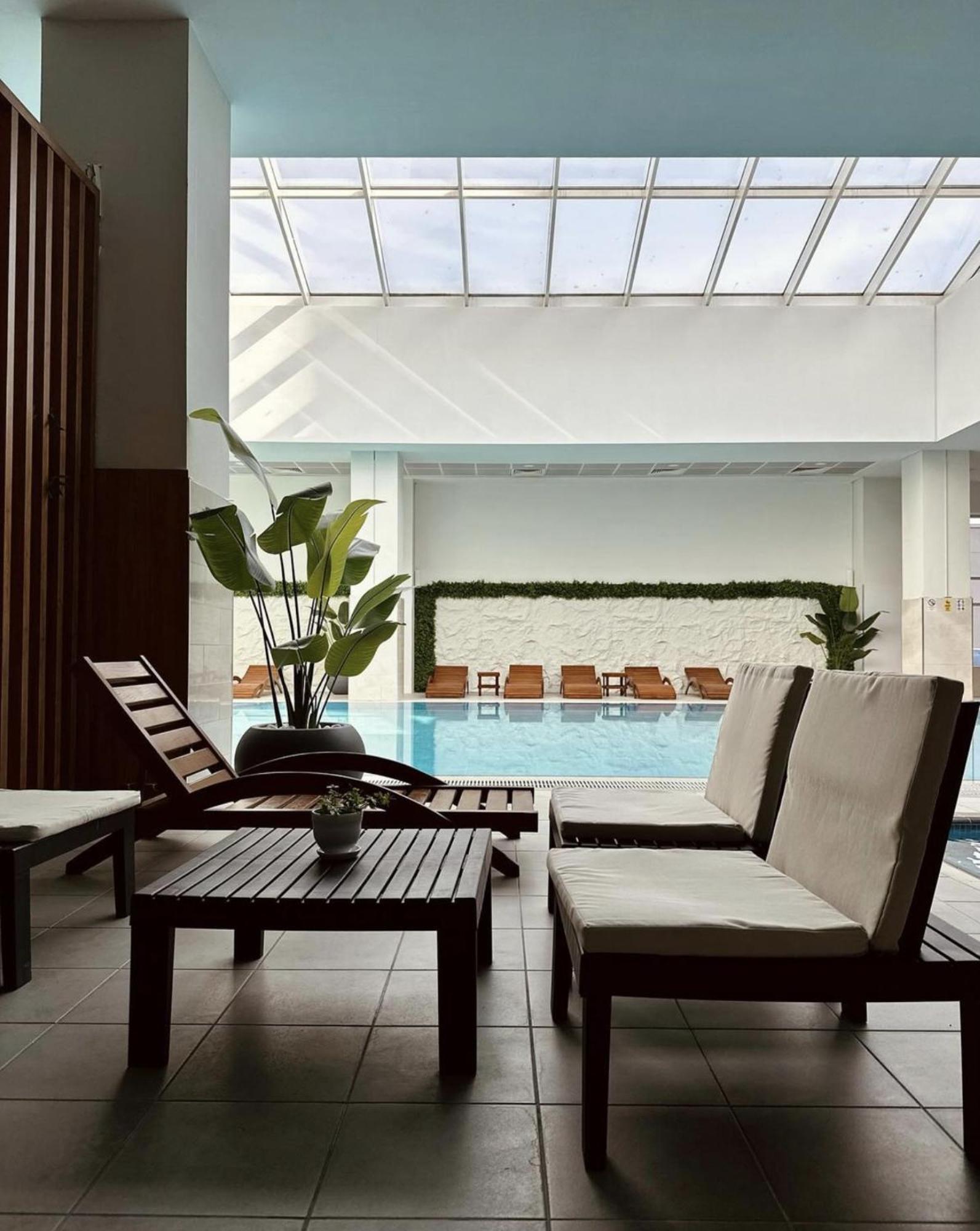 Luxury Condo On 18Th Floor With Pool, Fitness, Parking Included. Skopje Exterior photo