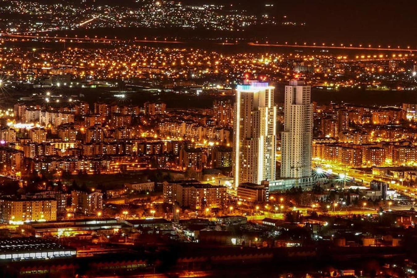 Luxury Condo On 18Th Floor With Pool, Fitness, Parking Included. Skopje Exterior photo